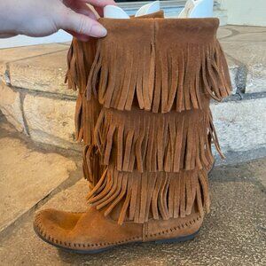 Minnetonka 3-Layer Suede Fringe Boot